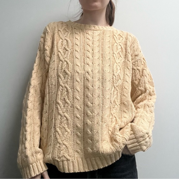 Vintage Light Yellow Knit Sweater - Picture 3 of 13